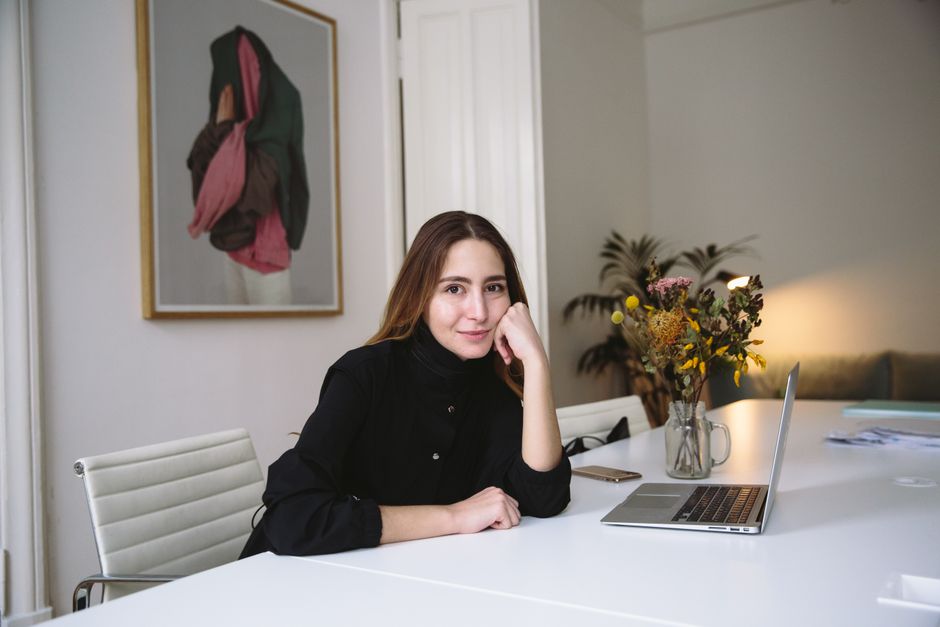 From Schoolgirl to CEO: How a 19-Year-Old Entrepreneur Launched Her Company at 16